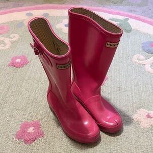 Hunter Bright Pink Kids Tall Gloss Rain Boots